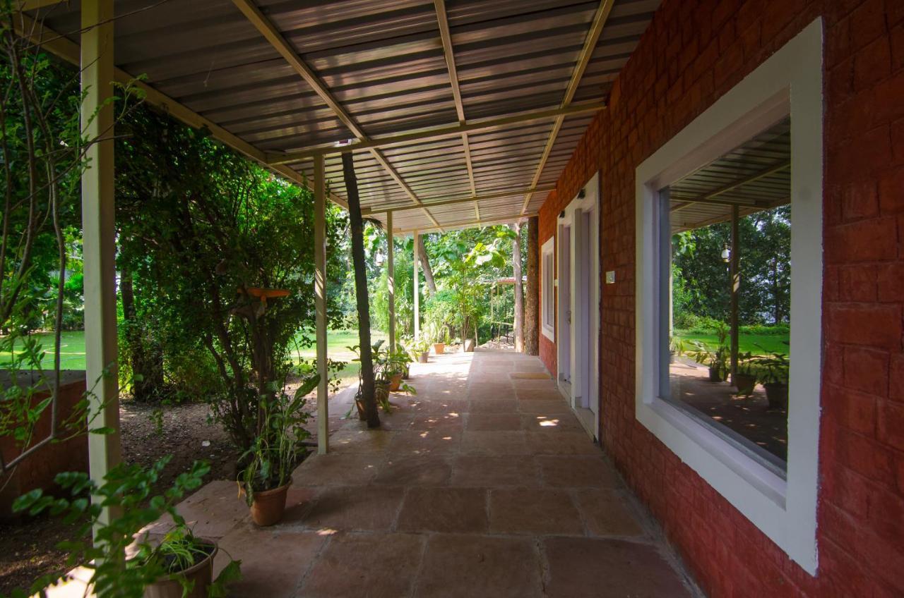 Kolar Jungle Retreat Hotel Lawa Khadi Luaran gambar